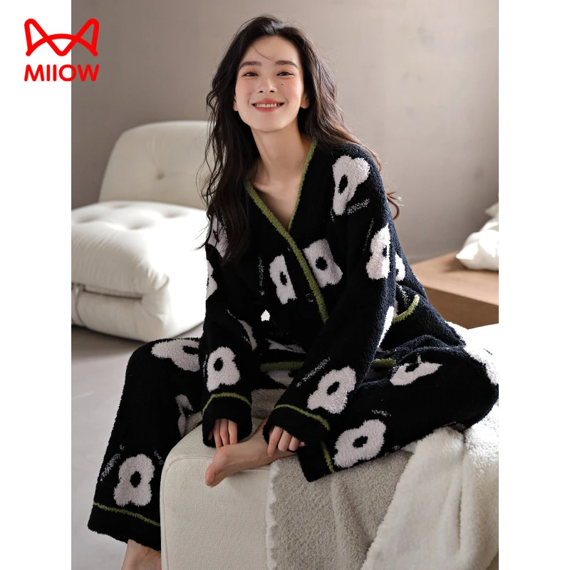 猫人爆款半边绒山茶花定制睡衣女秋冬保暖家居服高颜值开衫可外穿