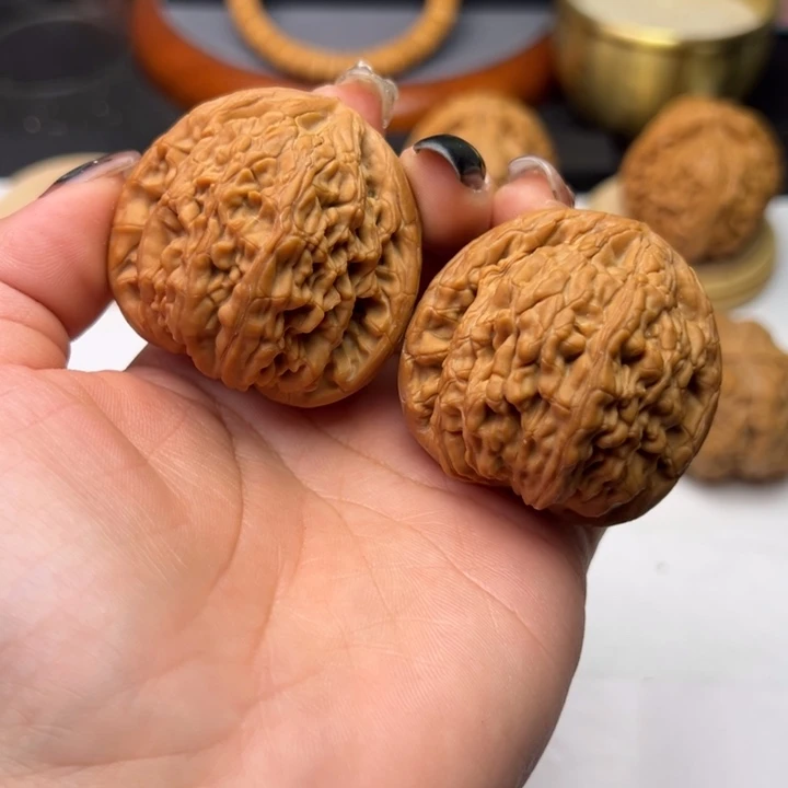 文玩核桃把件静43虎头王