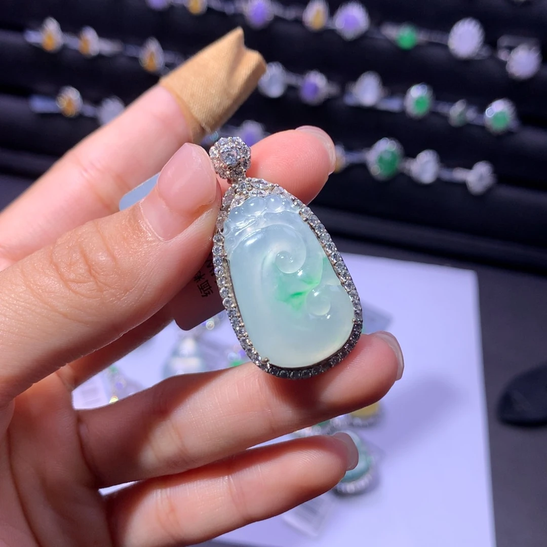 银S925镶嵌翡翠耳饰天然翡翠