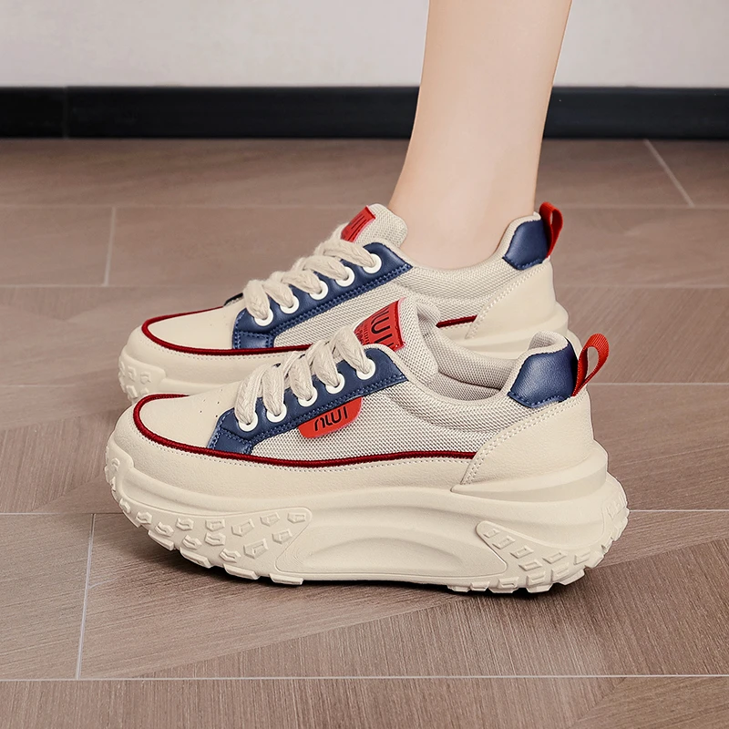 2025年秋季新款女休闲轻便运动休闲鞋厚底增高5cm时尚鞋韩版女鞋