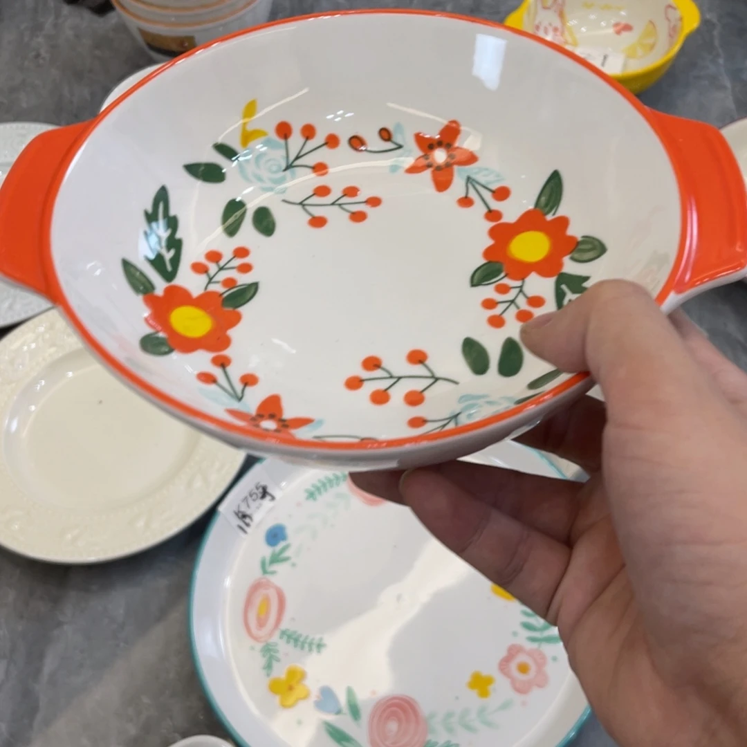 陶瓷微瑕餐具介意勿拍，满18飞！