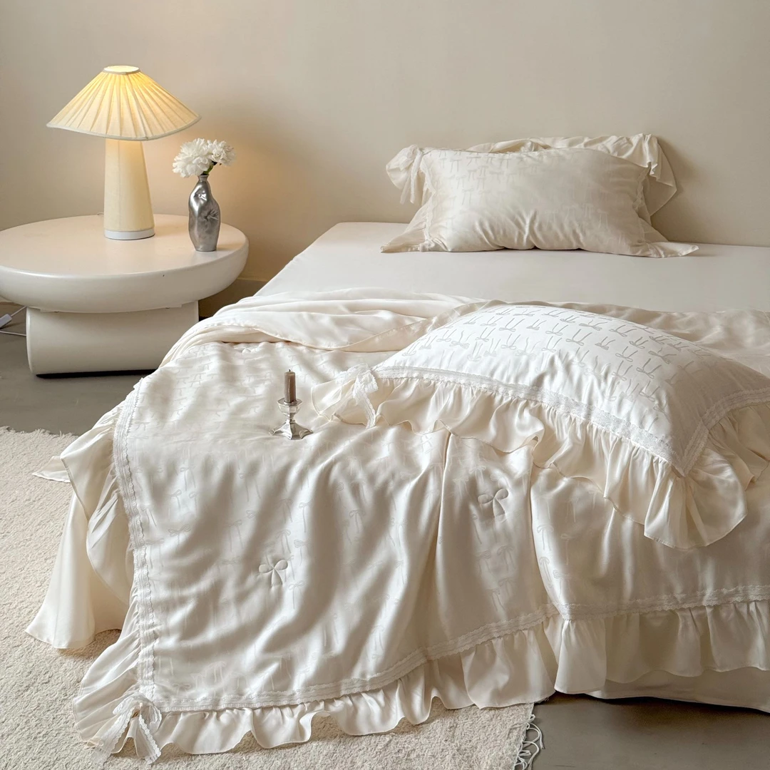 克拉曼雅【薇薇安】高档轻奢简约设计师款兰精天丝提花夏被款四件套