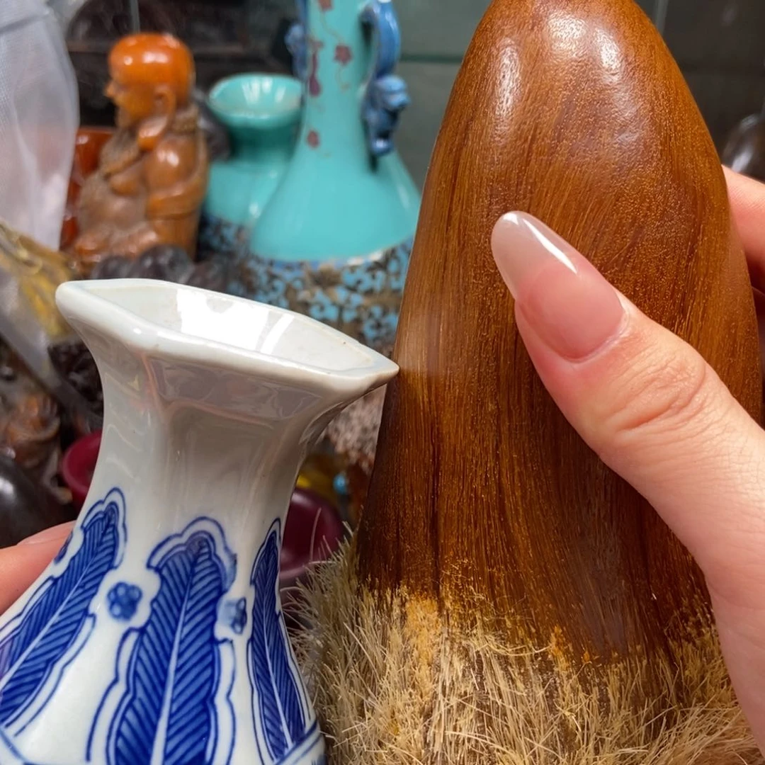 主播节目主持人和主持人的工作