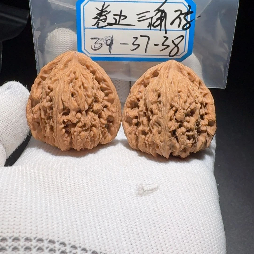 文玩核桃把件21号南疆