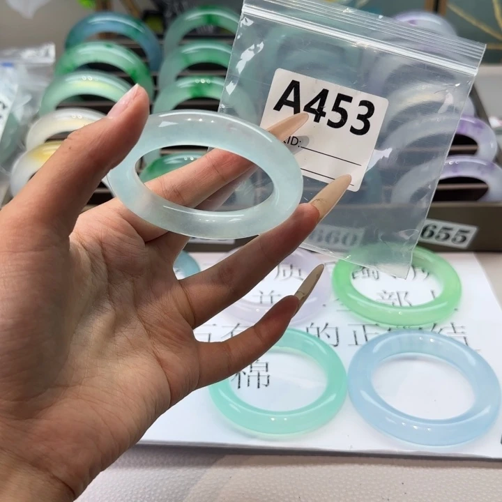 玉歪***姐时尚飘花453