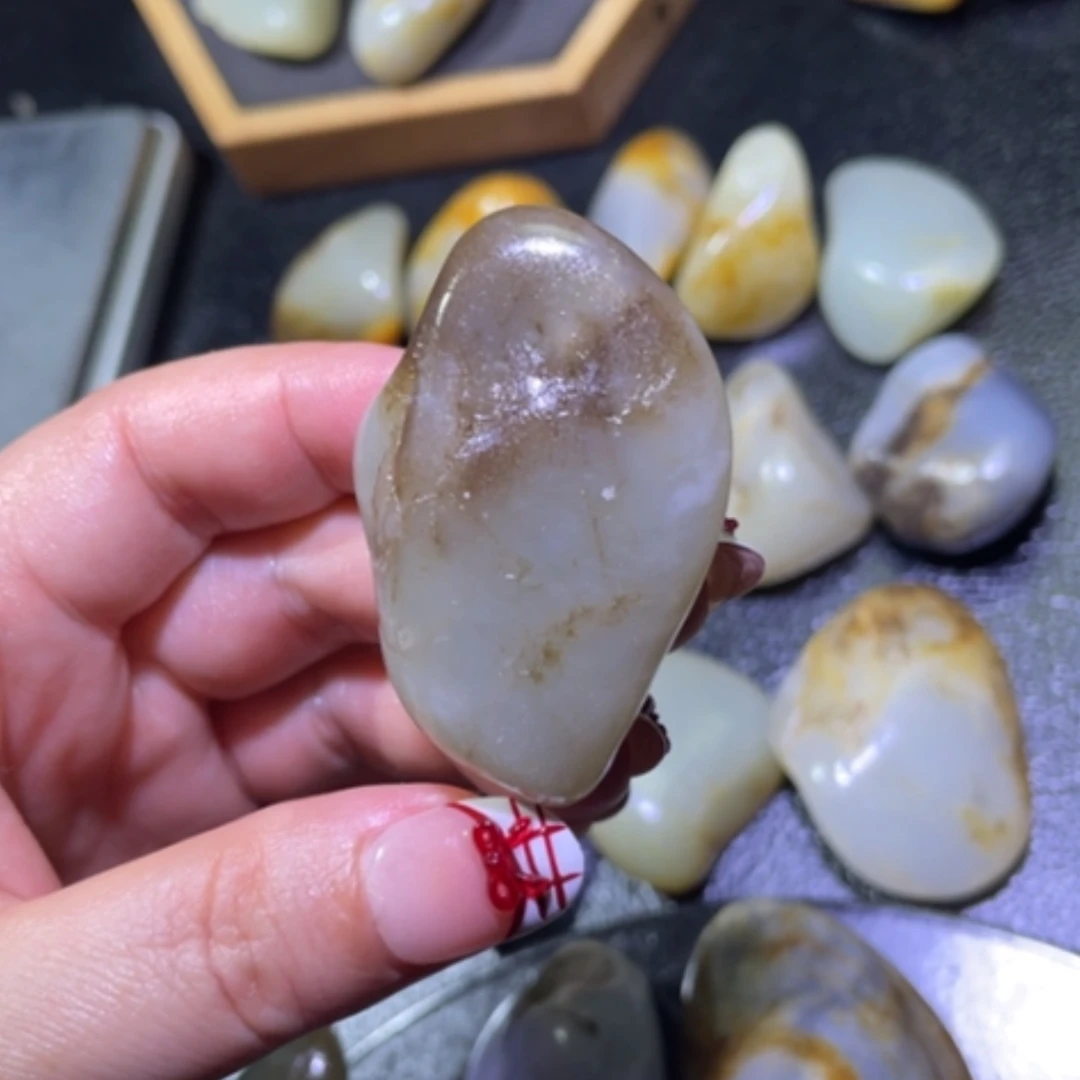 【闪购商品】颈饰未镶嵌和田玉