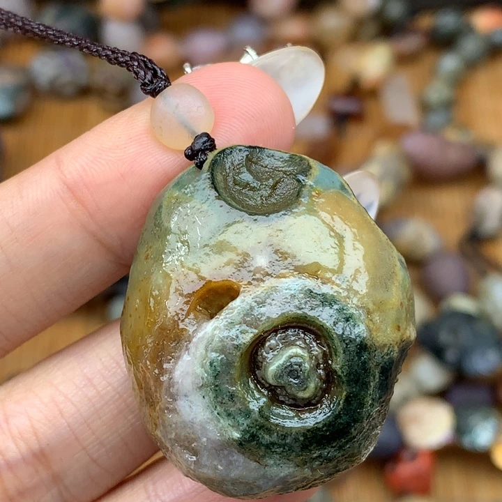 玛瑙/玉髓未镶嵌珠宝半成品