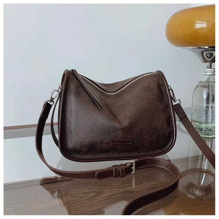 单肩包单肩做旧斜挎包肩包秋冬简约小包包百搭小众复古