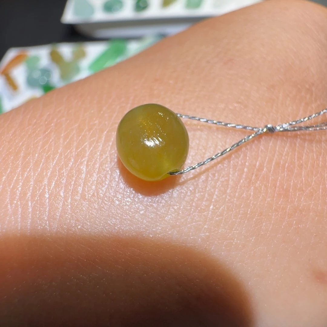 定制翡翠未镶嵌冰黄翡枣珠