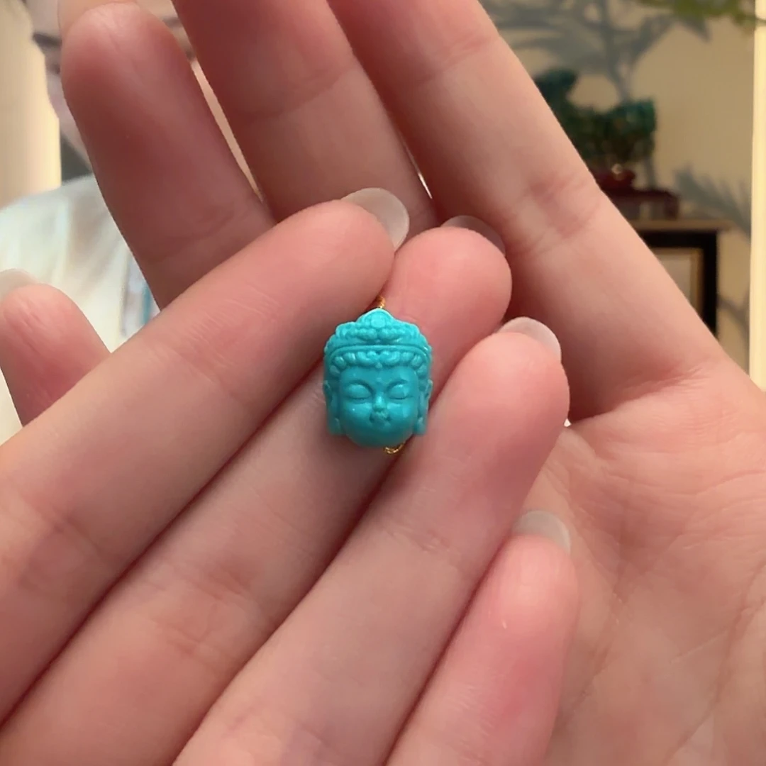 绿松石未镶嵌颈饰