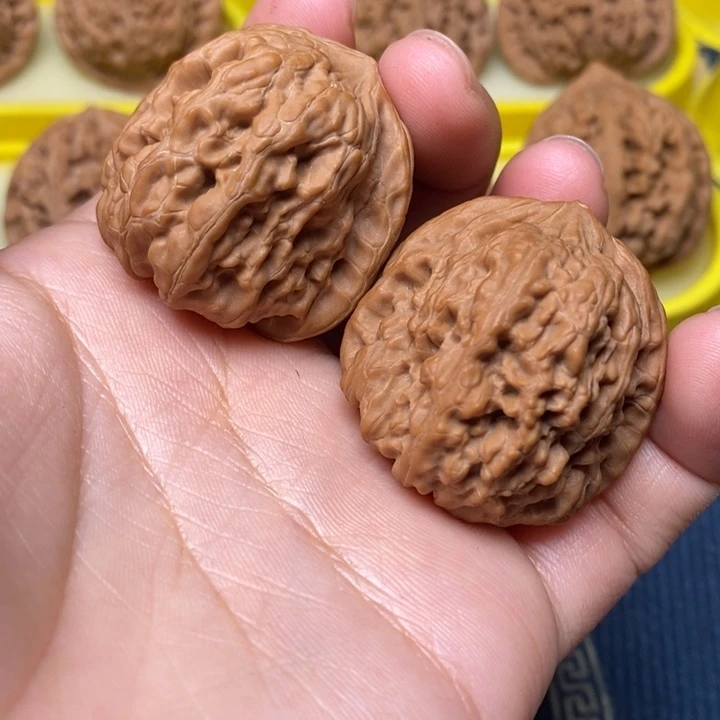 文玩核桃平谷凹底37