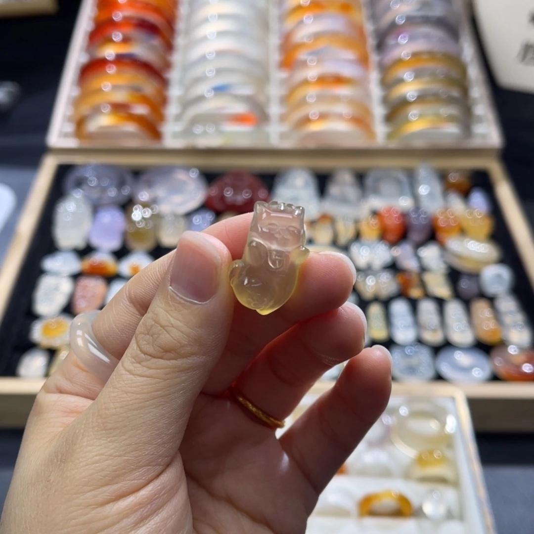 玛瑙/玉髓未镶嵌颈饰