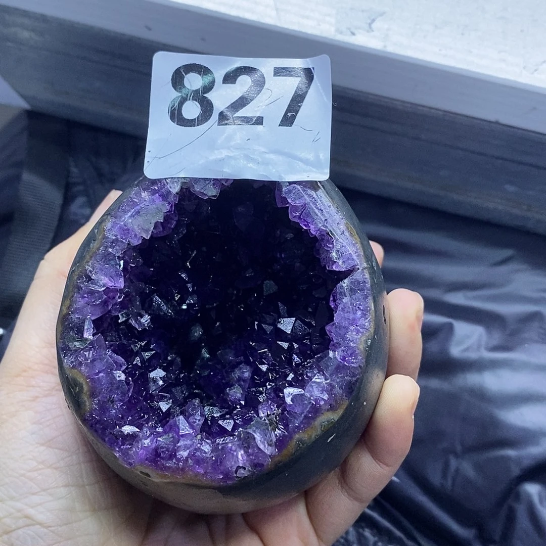 紫晶未镶嵌大型摆件（非配饰）827