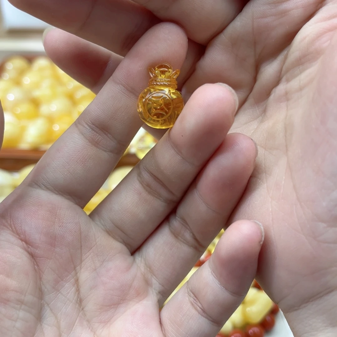 未镶嵌蜜蜡裸石天然