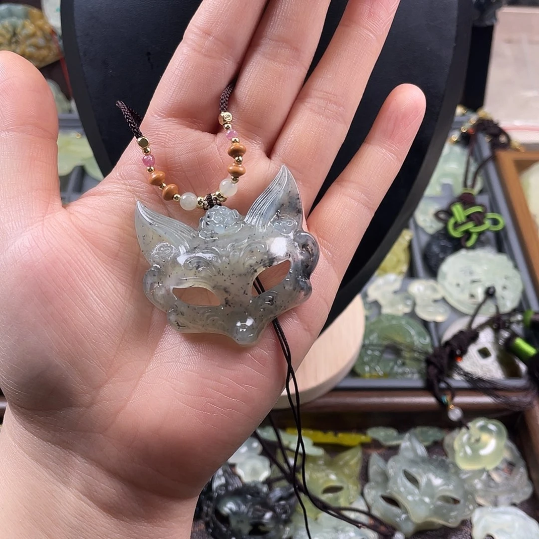 云***上岫玉未镶嵌吊坠(赠链)