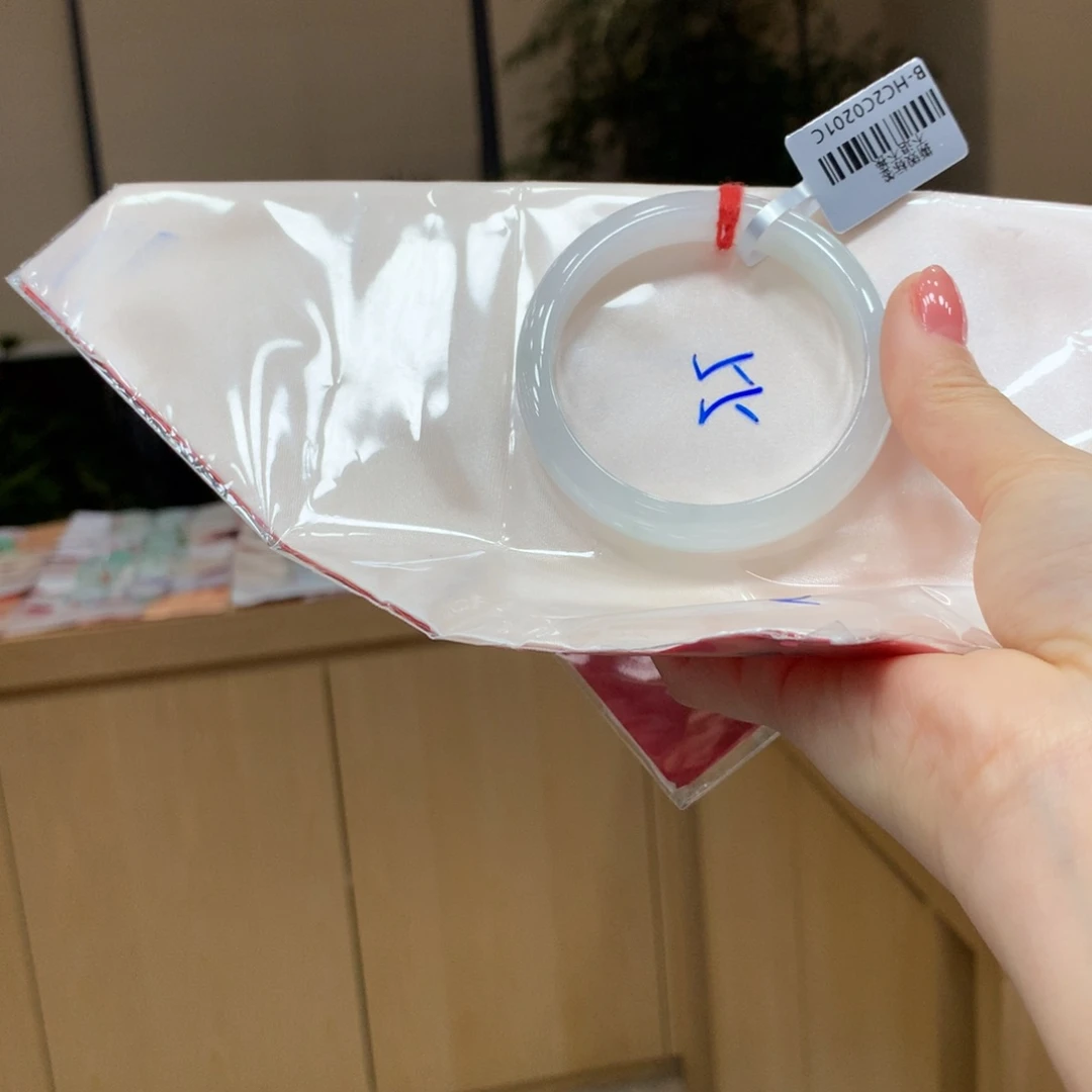 未镶嵌手镯翡翠不退不换