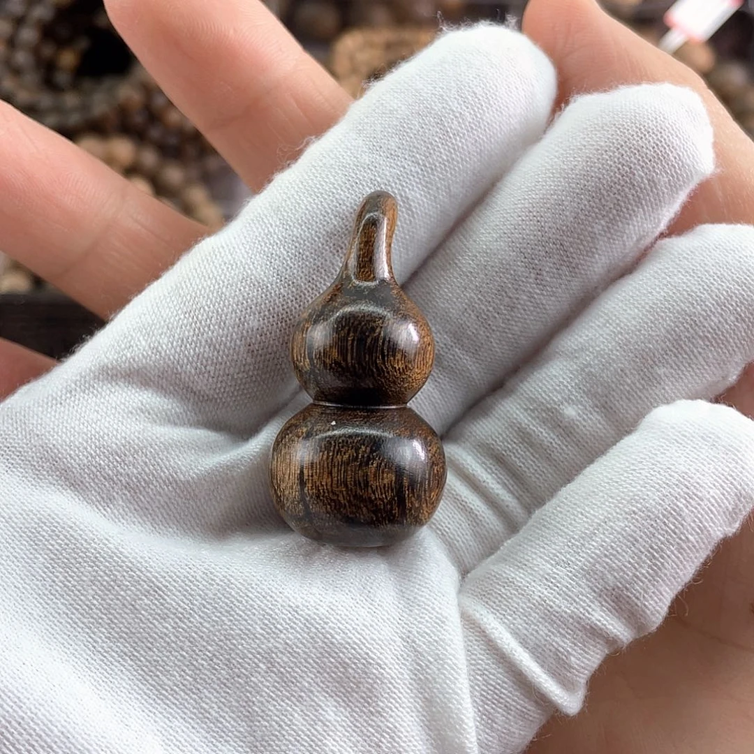 沉香手串黑*使越南芽庄白棋虎斑留疤