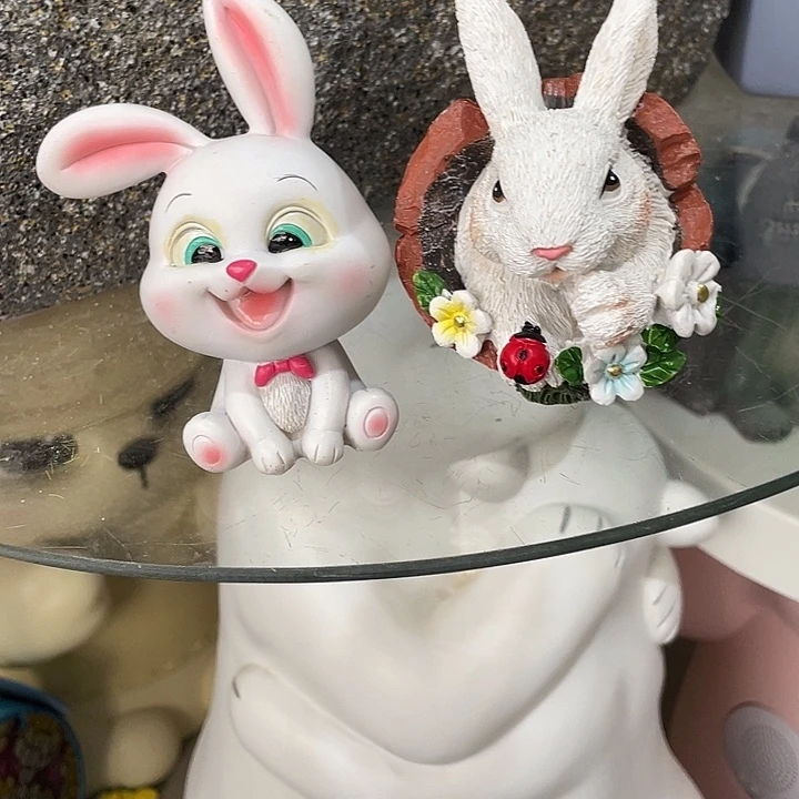 树脂白兔子一对一对