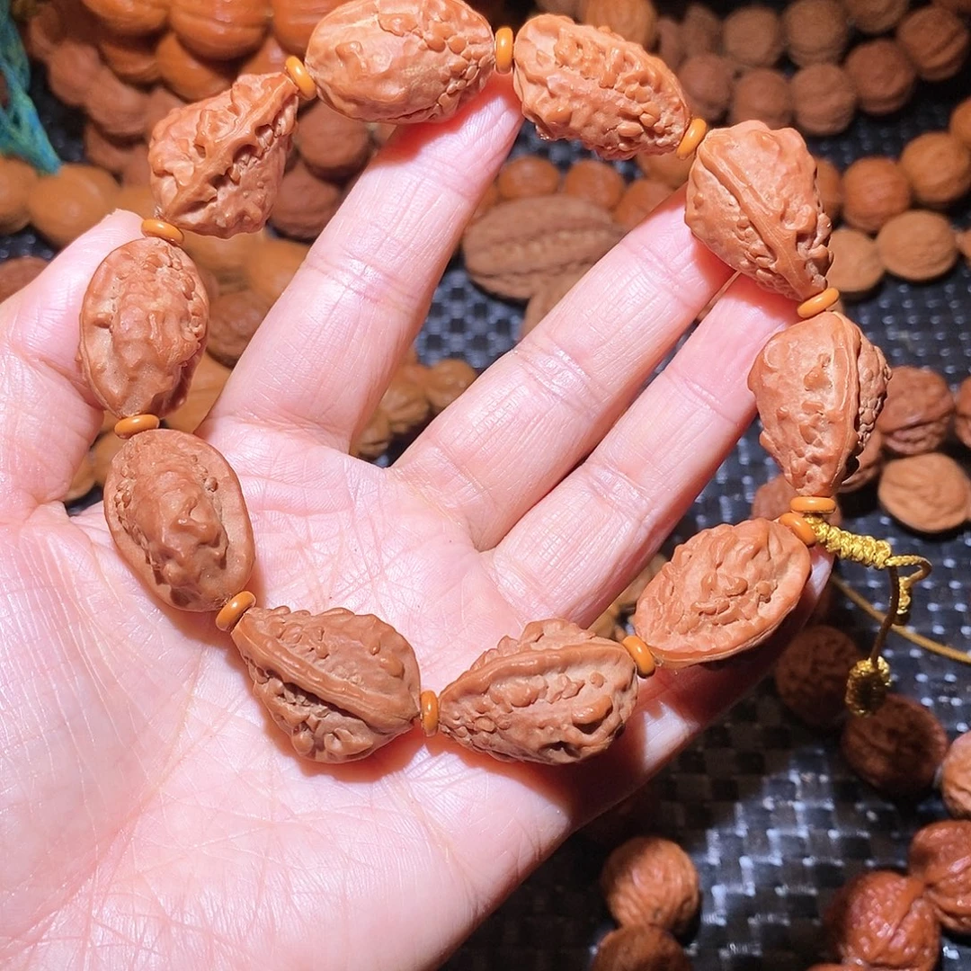 p***z文玩核桃吊坠麒麟角