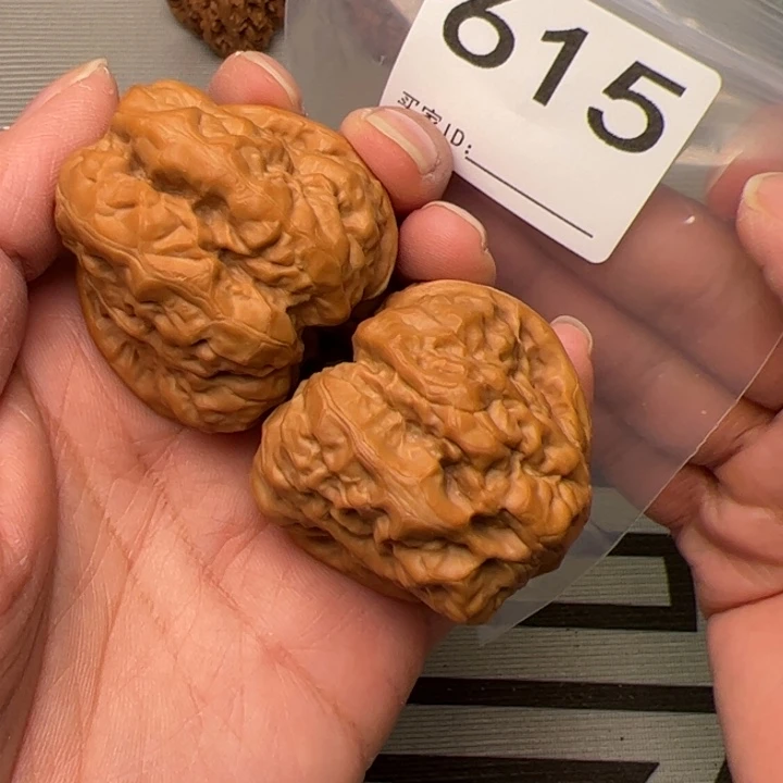 核桃边42肚45尺615号四开背