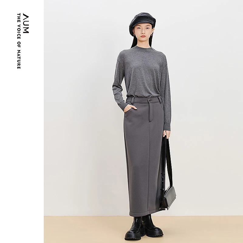 AUM/噢姆黎明灰圆领莱赛尔羊绒通勤修身打底毛针织衫女M1EG4SE6M