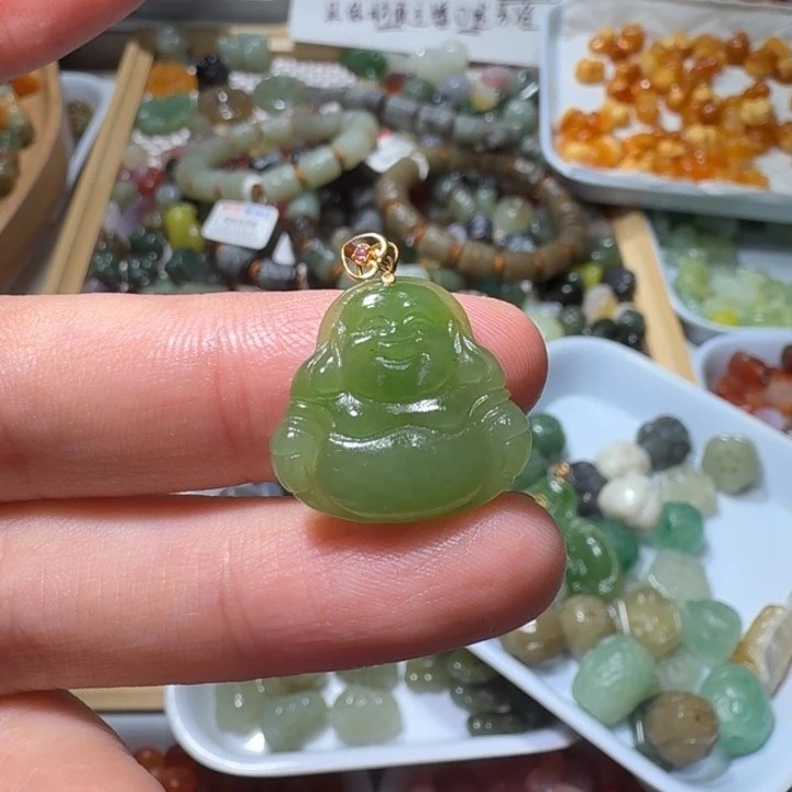 和田玉未镶嵌珠宝半成品