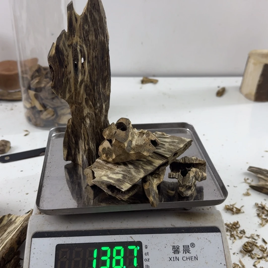 阿***白沉香碎屑沉香绿绮楠沉香138克