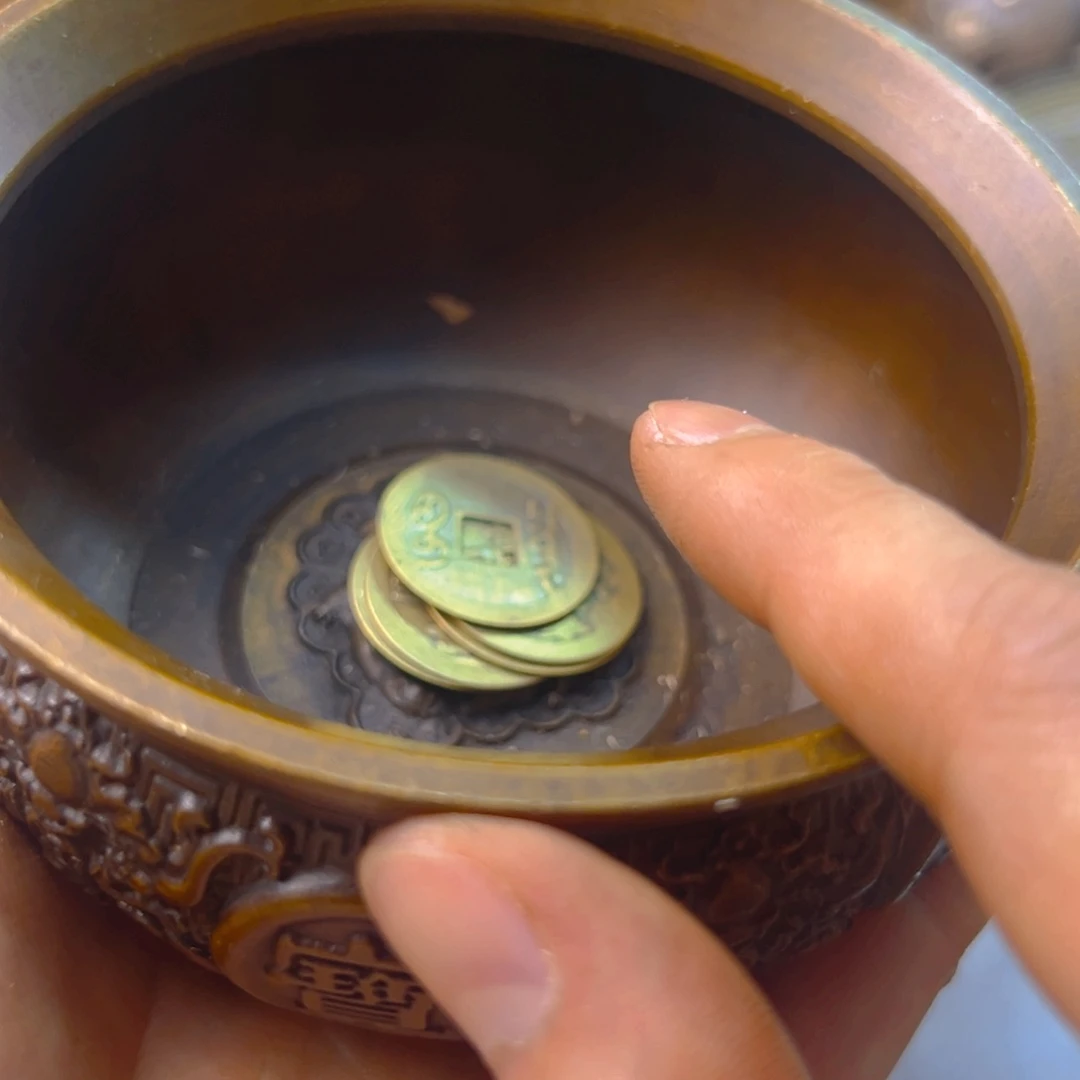 原矿风磨铜金蟾聚宝盆