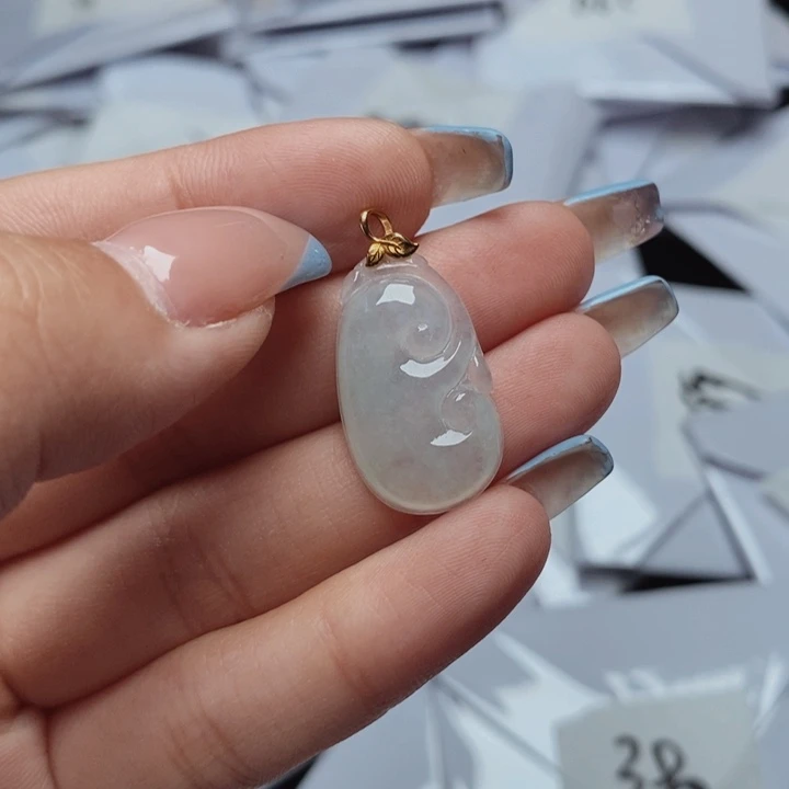 【闪购商品】吊坠(不含链)未镶嵌翡翠