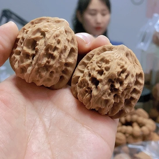 【闪购商品】把件文玩核桃42蜡皮靠山王