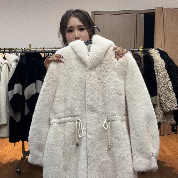 皮毛一体外套女中长款
