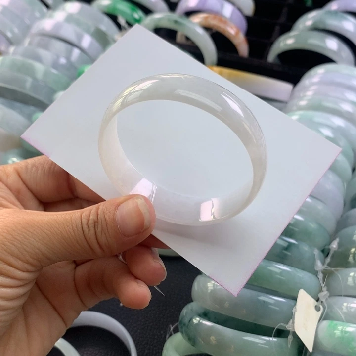 翡翠未镶嵌手镯公主980