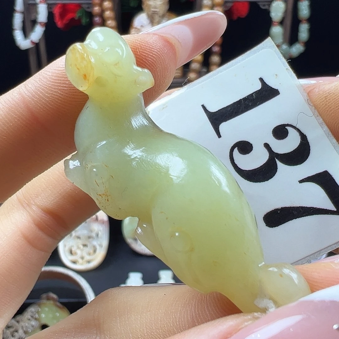 董***会和田玉未镶嵌挂件