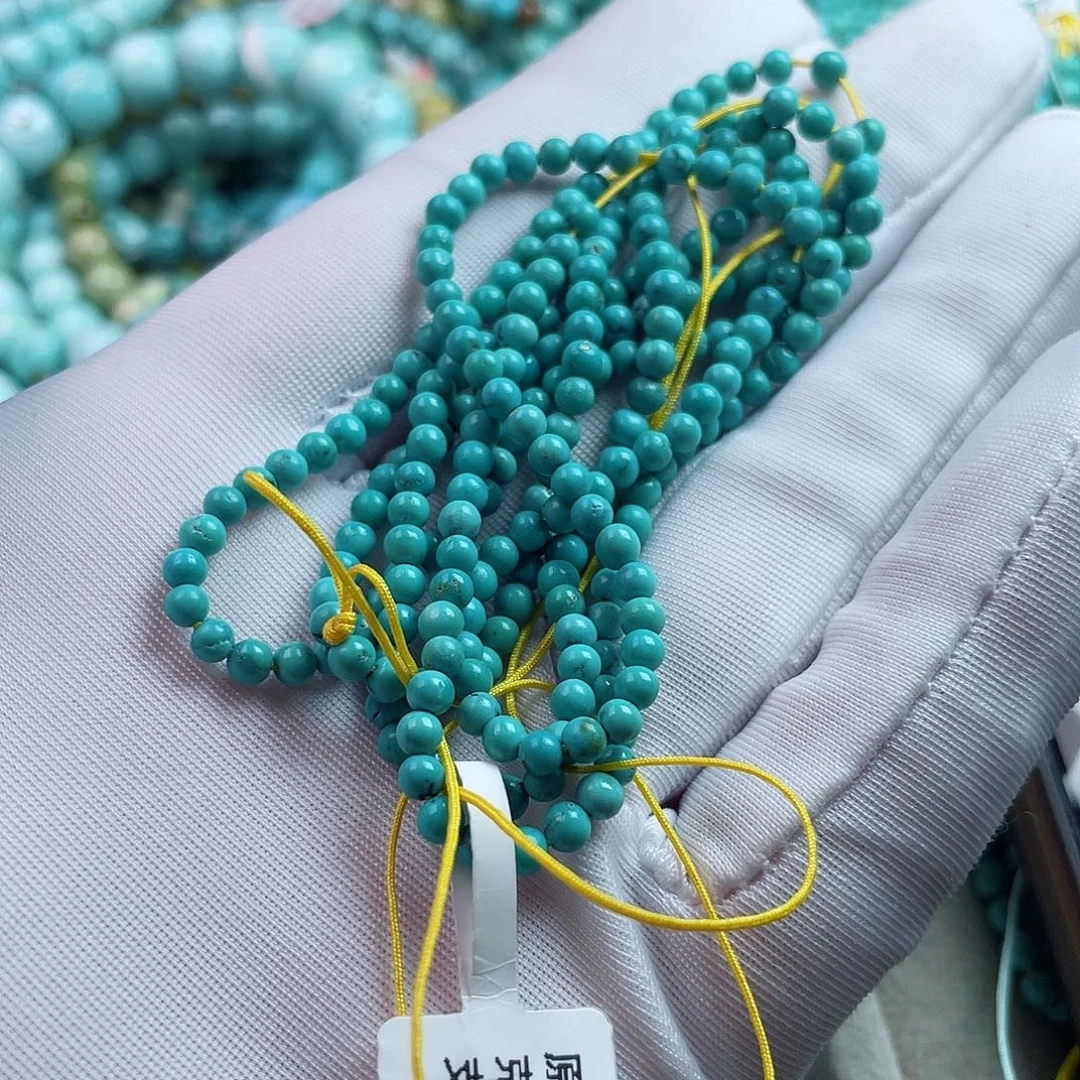 自***然绿松石未镶嵌珠宝奇石