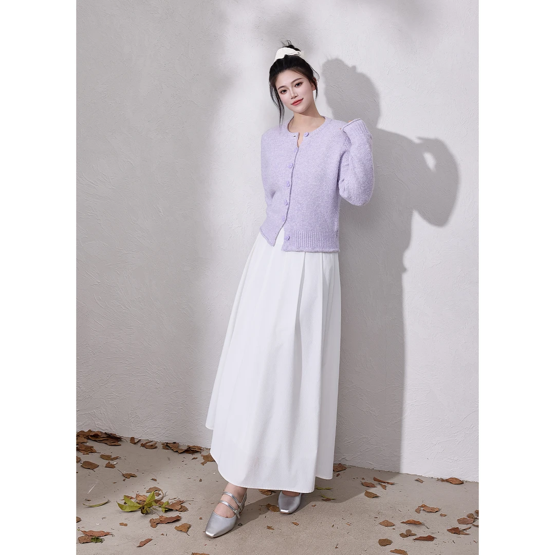 【奶油时光】蛋妹大码女装微胖mm冬显瘦清新毛针织衫上衣DM24060