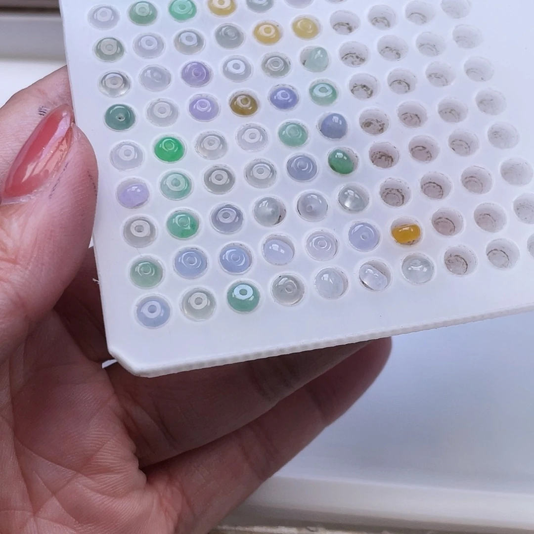 翡翠手链未镶嵌已*置