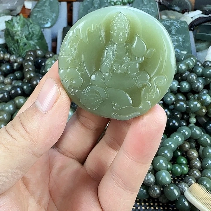 和田玉未镶嵌颈饰