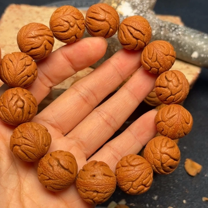 桃核手串龙纹桃核1