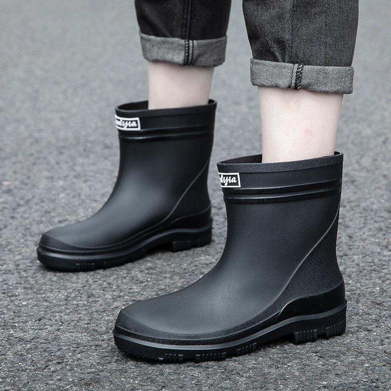 短筒雨鞋男款防滑耐磨水鞋户外钓鱼防臭防水胶鞋厨房软底加绒雨靴