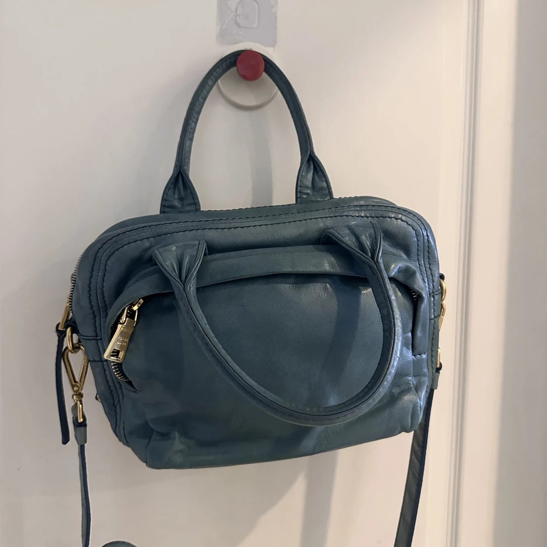 95新 Prada/普拉达 Prada侧标机车斜挎包