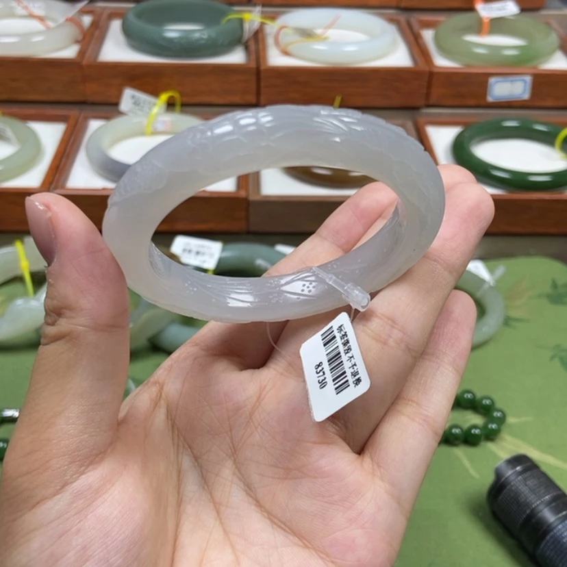 【闪购商品】和田玉手镯未镶嵌7。   53