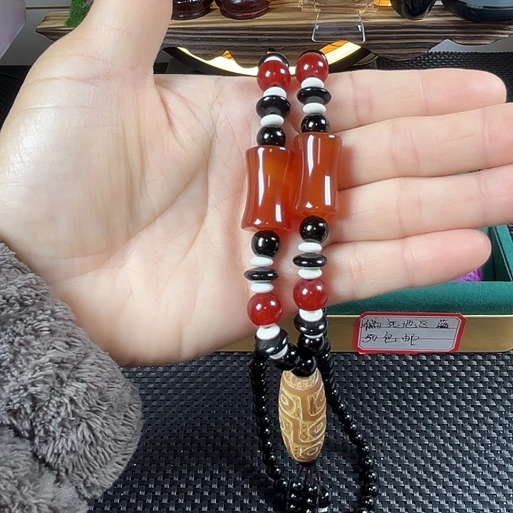 玛瑙/玉髓未镶嵌珠宝奇石