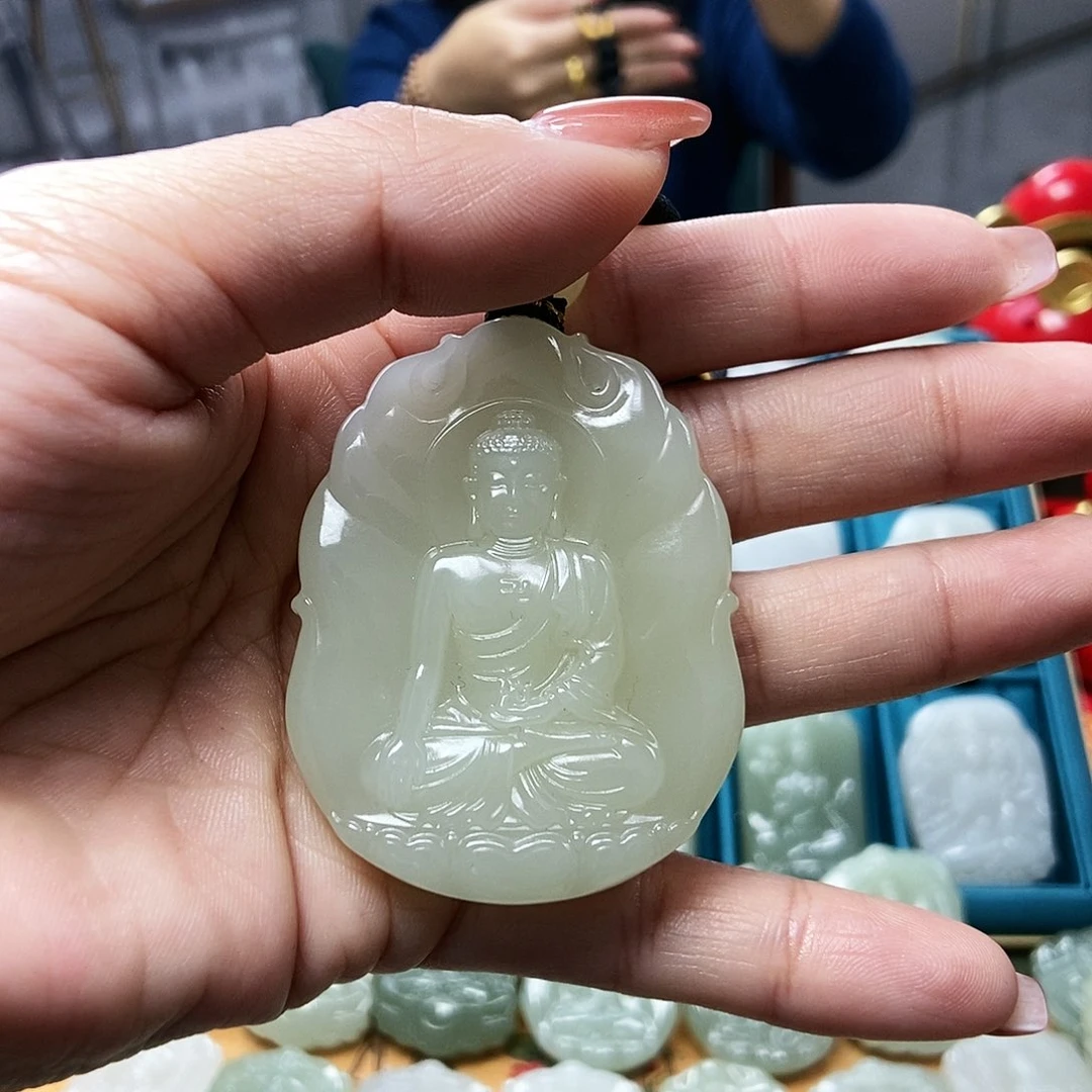 和田玉颈饰未镶嵌阿*