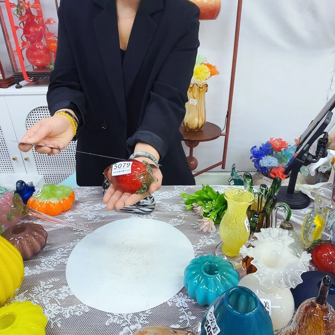 草莓5079 安妮家居琉璃摆件