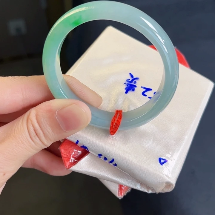翡翠手镯未镶嵌3号52贵妃