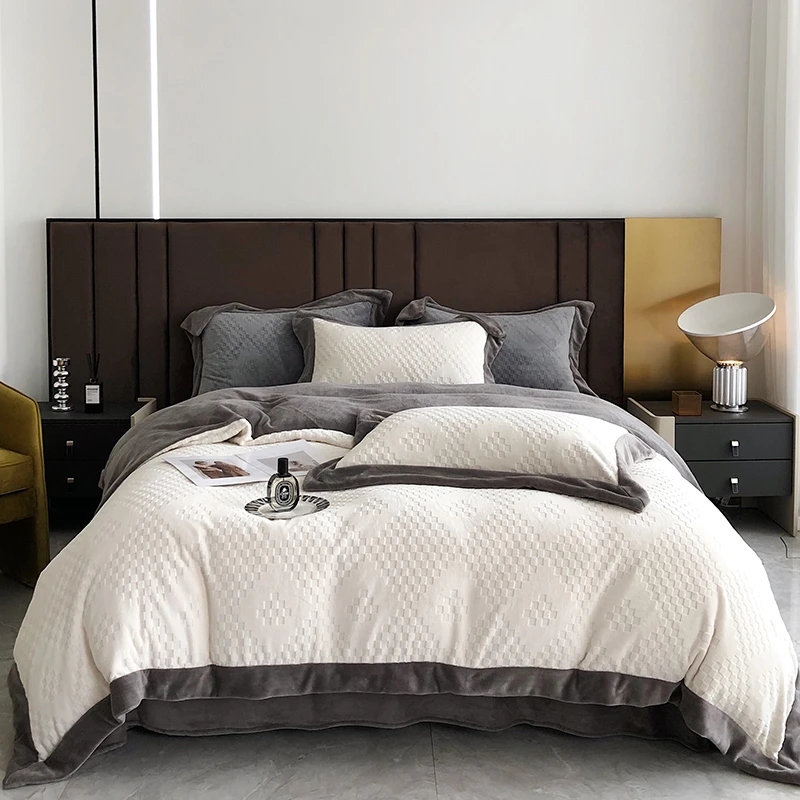 加厚牛奶绒四件套轻奢床品立体雕花诺依曼高端床笠牛奶绒床上用品