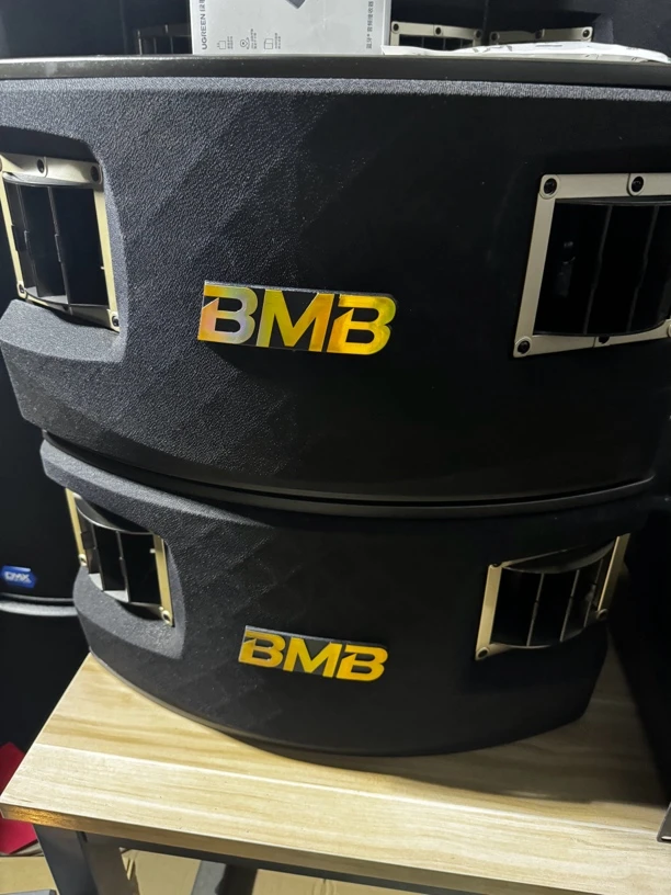 9新  BMB 450一对➕功放（不包邮)保修一个月