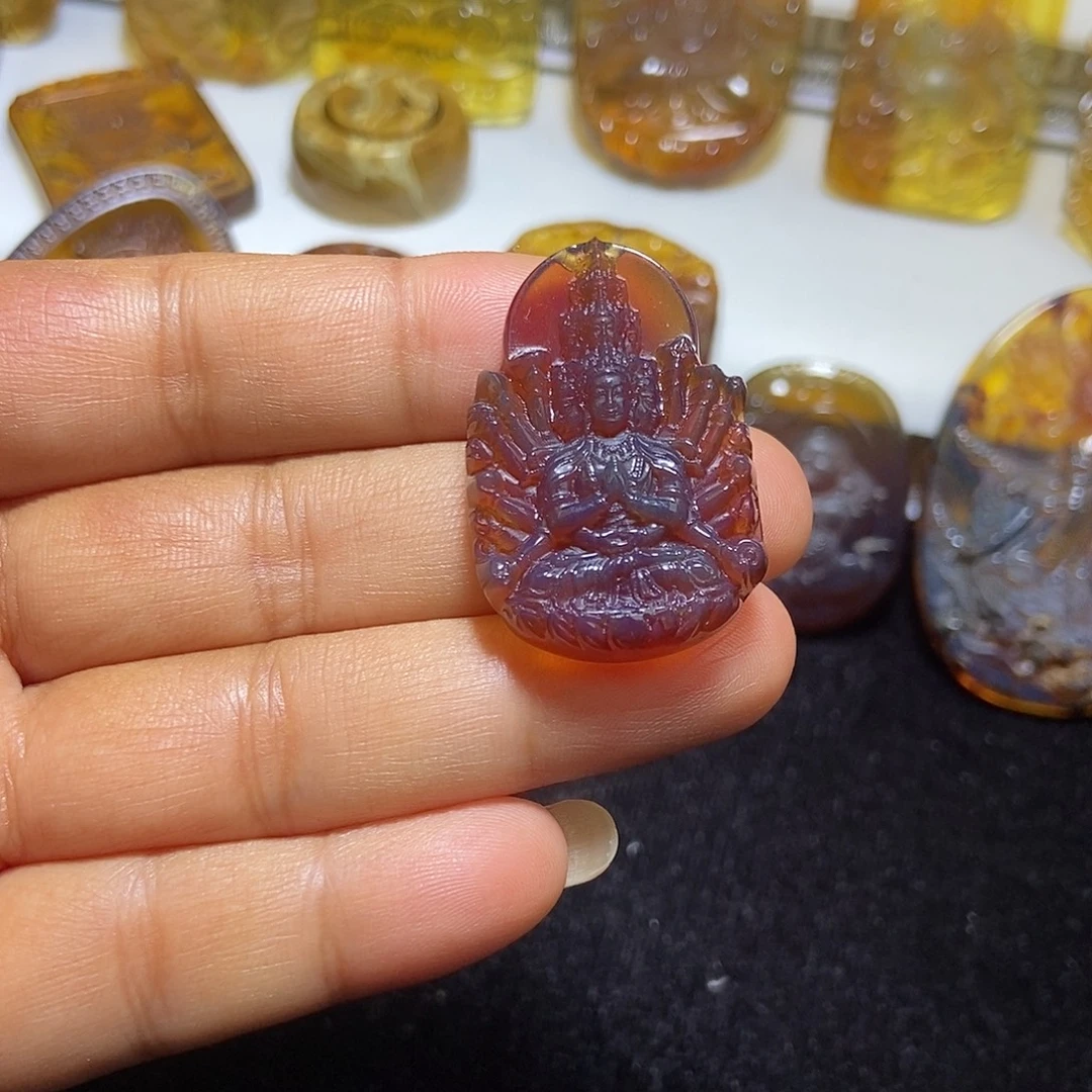 琥珀未镶嵌颈饰缅甸天然琥珀吊坠