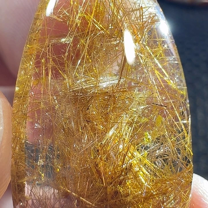 未镶嵌颈饰水晶风****J