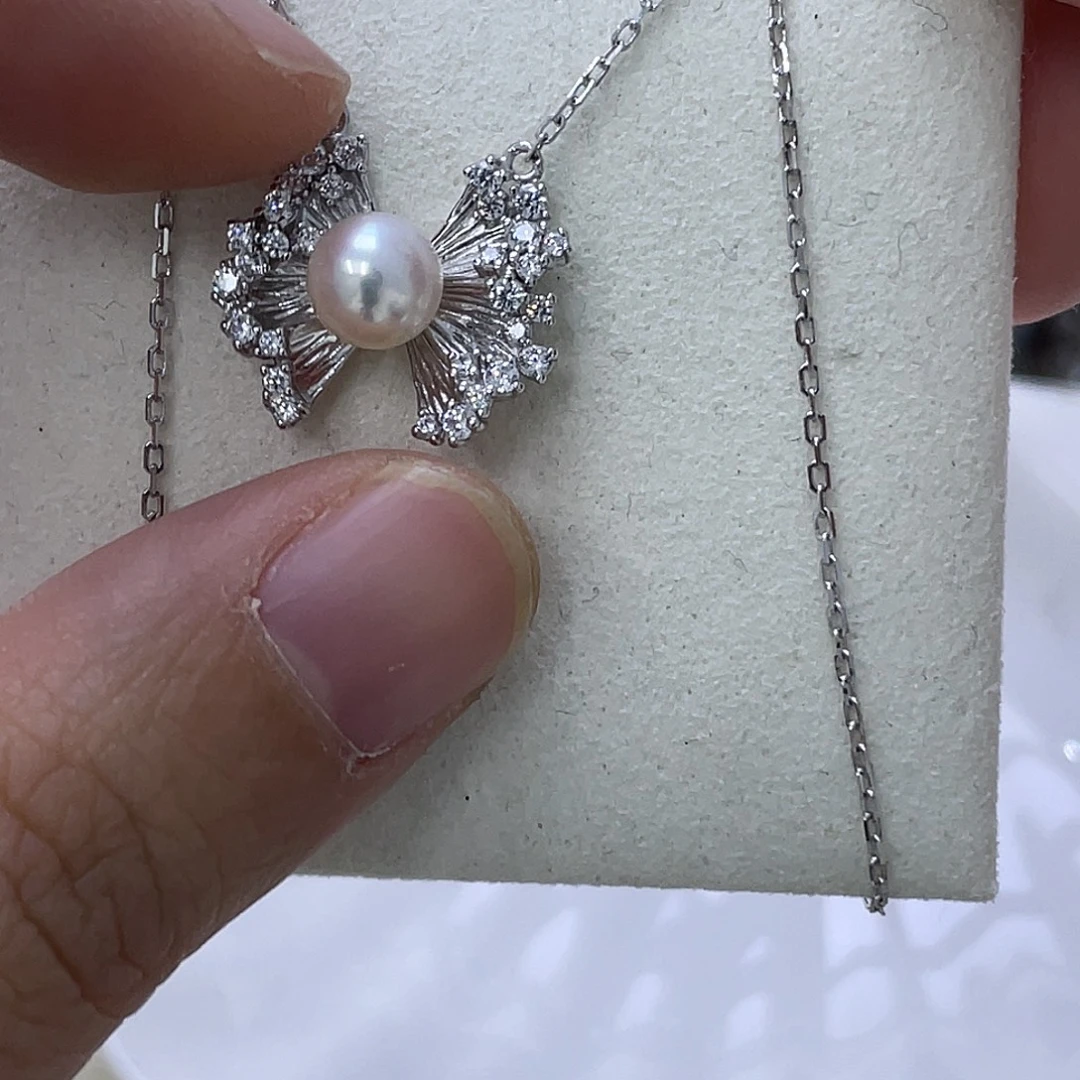 银S925镶嵌淡水珍珠颈饰